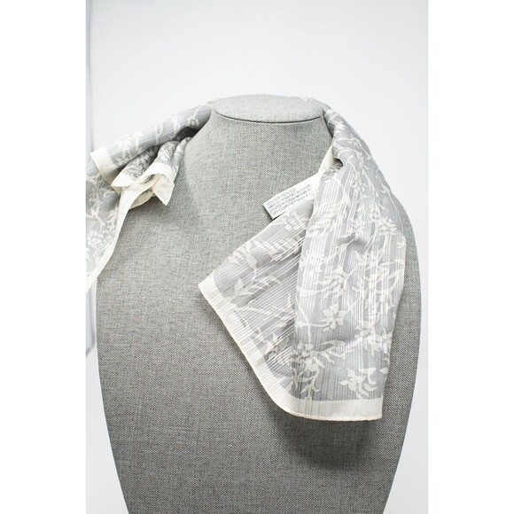 Anne Klein Silk Square Scarf Gray floral 20" - Picture 1 of 5